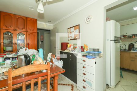 Casa para alugar com 370m², 4 quartos e 3 vagasCozinha