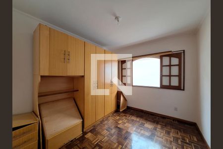 Casa à venda com 254m², 4 quartos e 3 vagasQuarto 3