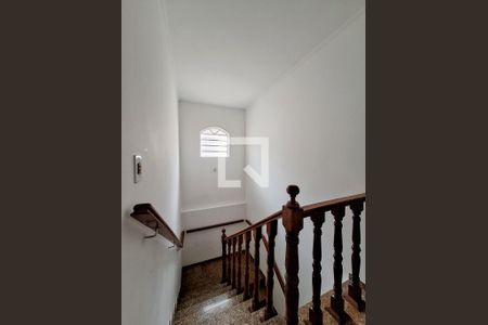 Casa à venda com 254m², 4 quartos e 3 vagasHall social