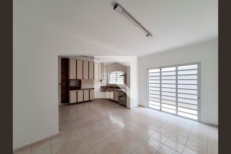 Casa à venda com 254m², 4 quartos e 3 vagasCopa