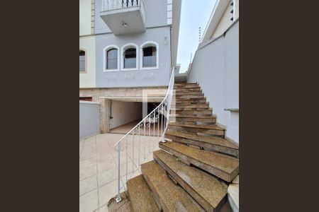 Casa à venda com 254m², 4 quartos e 3 vagasEntrada