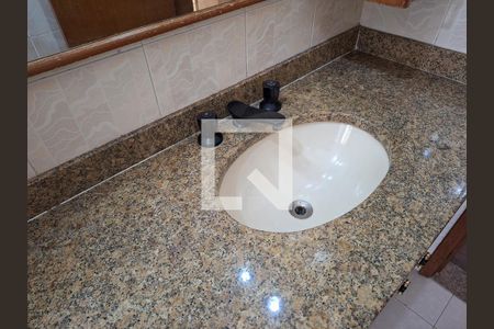 Casa à venda com 254m², 4 quartos e 3 vagasBanheiro Quarto 4