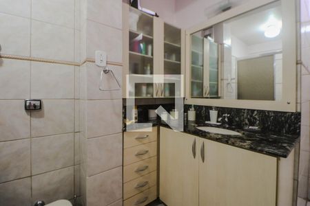 Apartamento à venda com 114m², 2 quartos e sem vaga Apartamento à venda com 114m², 2 quartos e sem vagaBanheiro