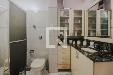 Apartamento à venda com 114m², 2 quartos e sem vaga Apartamento à venda com 114m², 2 quartos e sem vagaBanheiro