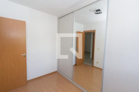 Quarto 2 de apartamento para alugar com 2 quartos, 45m² em Chacaras Reunidas Santa Terezinha, Contagem