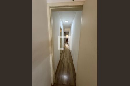 Casa à venda com 293m², 3 quartos e 2 vagas Casa à venda com 293m², 3 quartos e 2 vagasCorredor