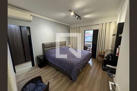 Casa à venda com 293m², 3 quartos e 2 vagas Casa à venda com 293m², 3 quartos e 2 vagasQuarto