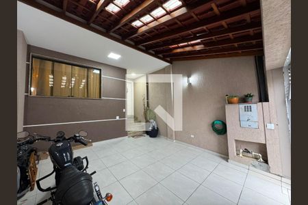 Casa à venda com 293m², 3 quartos e 2 vagas Casa à venda com 293m², 3 quartos e 2 vagasGaragem