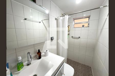 Casa à venda com 160m², 4 quartos e 4 vagasBanheiro 2