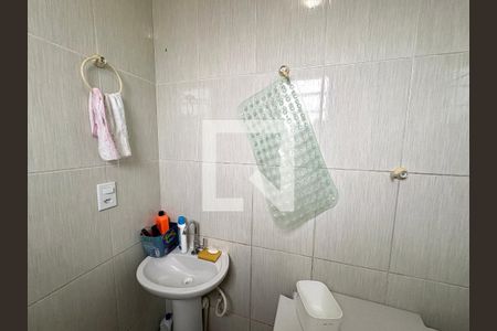 Casa à venda com 160m², 4 quartos e 4 vagasBanheiro 1