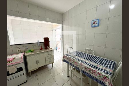 Casa à venda com 160m², 4 quartos e 4 vagasCozinha- Edícula