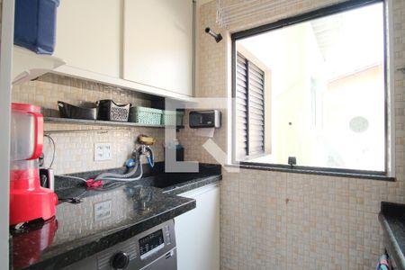 Cozinha e Área de Serviço de apartamento à venda com 2 quartos, 39m² em Vila Esperança, São Paulo