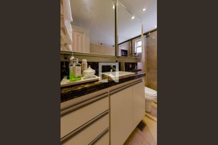 Apartamento à venda com 120m², 3 quartos e 1 vagaBanheiro suíte