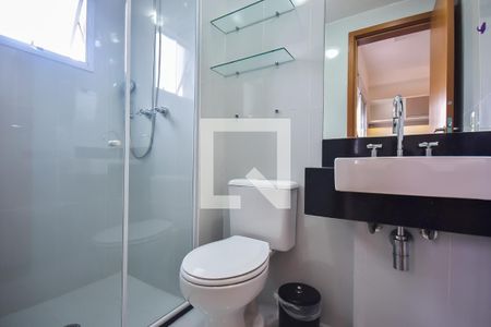 Apartamento à venda com 95m², 2 quartos e 2 vagas Apartamento à venda com 95m², 2 quartos e 2 vagasBanheiro Suíte 1