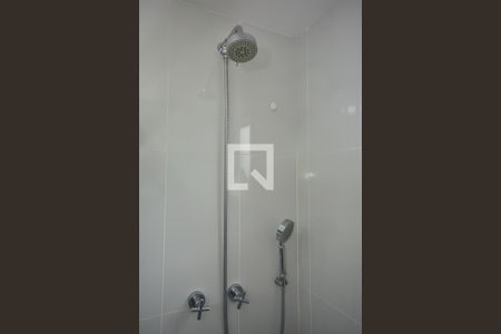 Apartamento à venda com 95m², 2 quartos e 2 vagas Apartamento à venda com 95m², 2 quartos e 2 vagasBanheiro Suíte 2