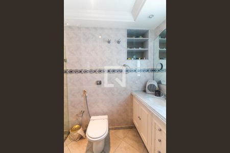 Apartamento à venda com 170m², 3 quartos e 3 vagasBanheiro Da Suíte 2