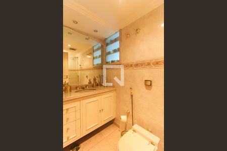 Apartamento à venda com 170m², 3 quartos e 3 vagasBanheiro Da Suíte 1