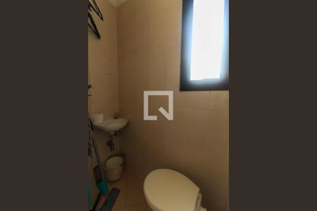 Apartamento à venda com 170m², 3 quartos e 3 vagasBanheiro De Serviço