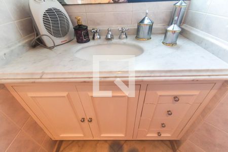 Apartamento à venda com 170m², 3 quartos e 3 vagasBanheiro Da Suíte 2