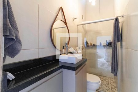 Banheiro social  de casa para alugar com 1 quarto, 54m² em Castelo, Belo Horizonte