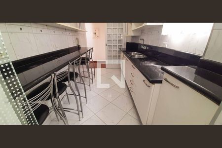 Apartamento à venda com 186m², 3 quartos e 3 vagasCozinha