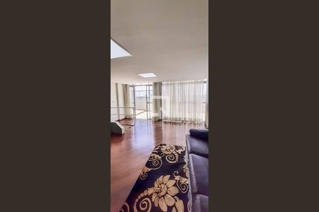 Apartamento à venda com 186m², 3 quartos e 3 vagasSala 2