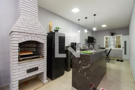 Casa à venda com 225m², 3 quartos e 6 vagas Casa à venda com 225m², 3 quartos e 6 vagasChurrasqueira