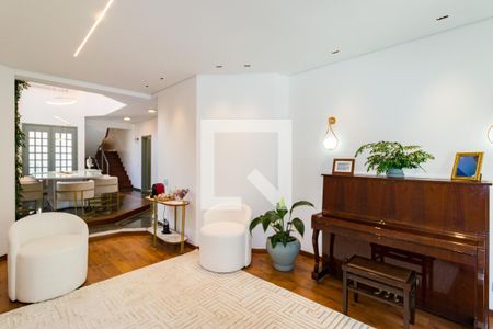 Casa para alugar com 4 quartos, 397m² em Jardim Morumbi, São Paulo