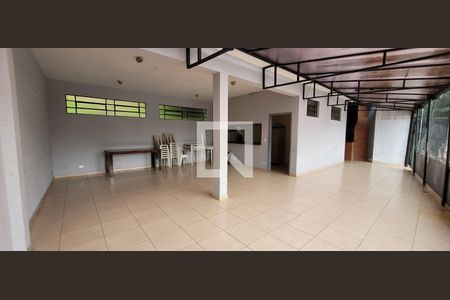 Apartamento para alugar com 68m², 2 quartos e 1 vagaÁrea comum - Salão de festas