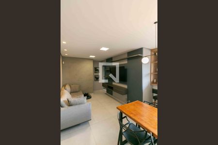 Sala de apartamento à venda com 3 quartos, 72m² em Serrano, Belo Horizonte