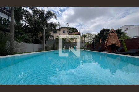 Studio para alugar com 34m², 1 quarto e 1 vaga Studio para alugar com 34m², 1 quarto e 1 vagaPiscina