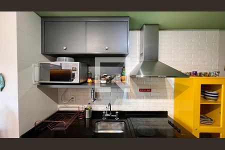 Cozinha de kitnet/studio para alugar com 1 quarto, 34m² em Vila Madalena, São Paulo