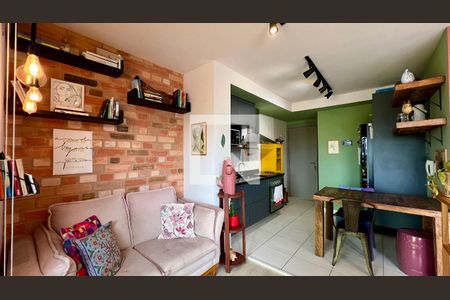 Sala de kitnet/studio para alugar com 1 quarto, 34m² em Vila Madalena, São Paulo