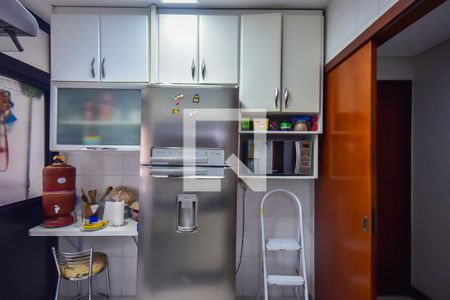 Apartamento à venda com 72m², 3 quartos e 2 vagasCozinha