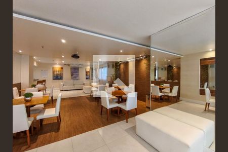 Apartamento para alugar com 51m², 2 quartos e 1 vaga Apartamento para alugar com 51m², 2 quartos e 1 vagaÁrea comum - Salão de festas