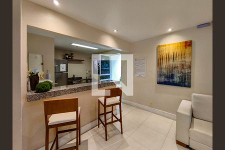 Apartamento para alugar com 51m², 2 quartos e 1 vaga Apartamento para alugar com 51m², 2 quartos e 1 vagaÁrea comum - Salão de festas