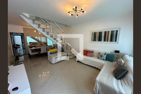 Casa à venda com 3 quartos, 100m² em Vila Ema, São Paulo