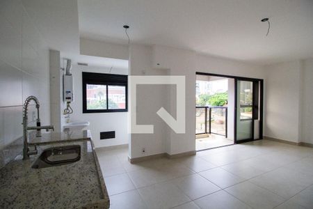 Apartamento para alugar com 85m², 2 quartos e 2 vagas Apartamento para alugar com 85m², 2 quartos e 2 vagasCozinha