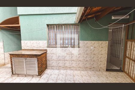 Casa para alugar com 170m², 3 quartos e 2 vagasQuintal
