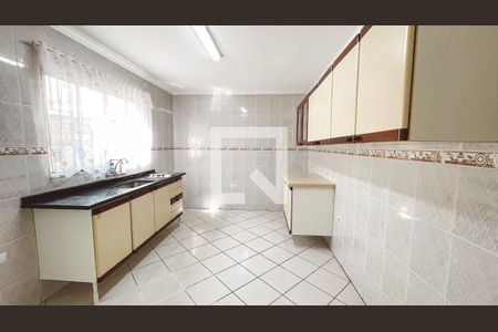 Casa para alugar com 170m², 3 quartos e 2 vagasCozinha