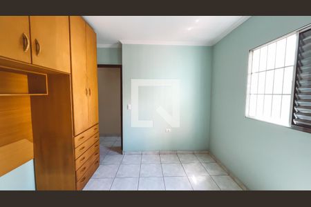 Casa para alugar com 170m², 3 quartos e 2 vagasQuarto 2