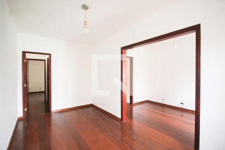 Casa à venda com 123m², 3 quartos e 2 vagasQuarto 2