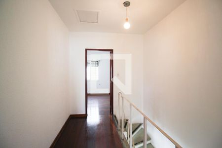 Casa à venda com 123m², 3 quartos e 2 vagasCorredor