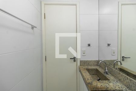 Apartamento à venda com 42m², 2 quartos e 1 vaga Apartamento à venda com 42m², 2 quartos e 1 vagaBanheiro
