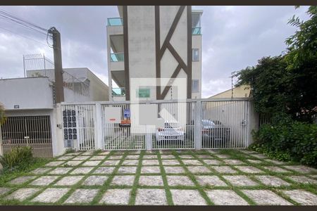 Apartamento à venda com 42m², 2 quartos e 1 vaga Apartamento à venda com 42m², 2 quartos e 1 vagaFachada