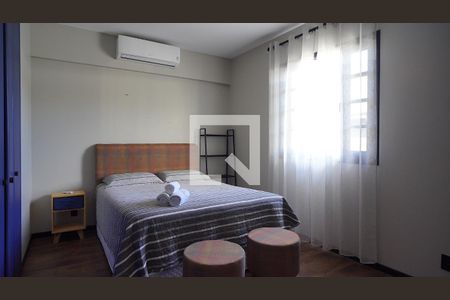 Casa de condomínio para alugar com 1200m², 3 quartos e 4 vagasSuíte 3