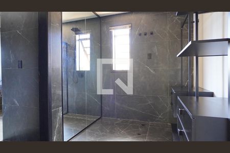 Casa de condomínio para alugar com 1200m², 3 quartos e 4 vagasBanheiro da Suíte