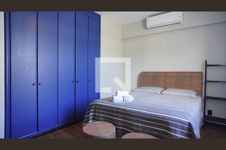 Casa de condomínio para alugar com 1200m², 3 quartos e 4 vagasSuíte 3