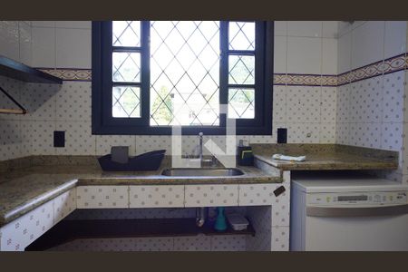 Casa de condomínio para alugar com 1200m², 3 quartos e 4 vagasCozinha