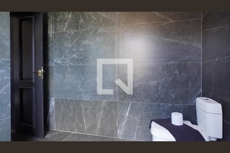 Casa de condomínio para alugar com 1200m², 3 quartos e 4 vagasBanheiro da Suíte